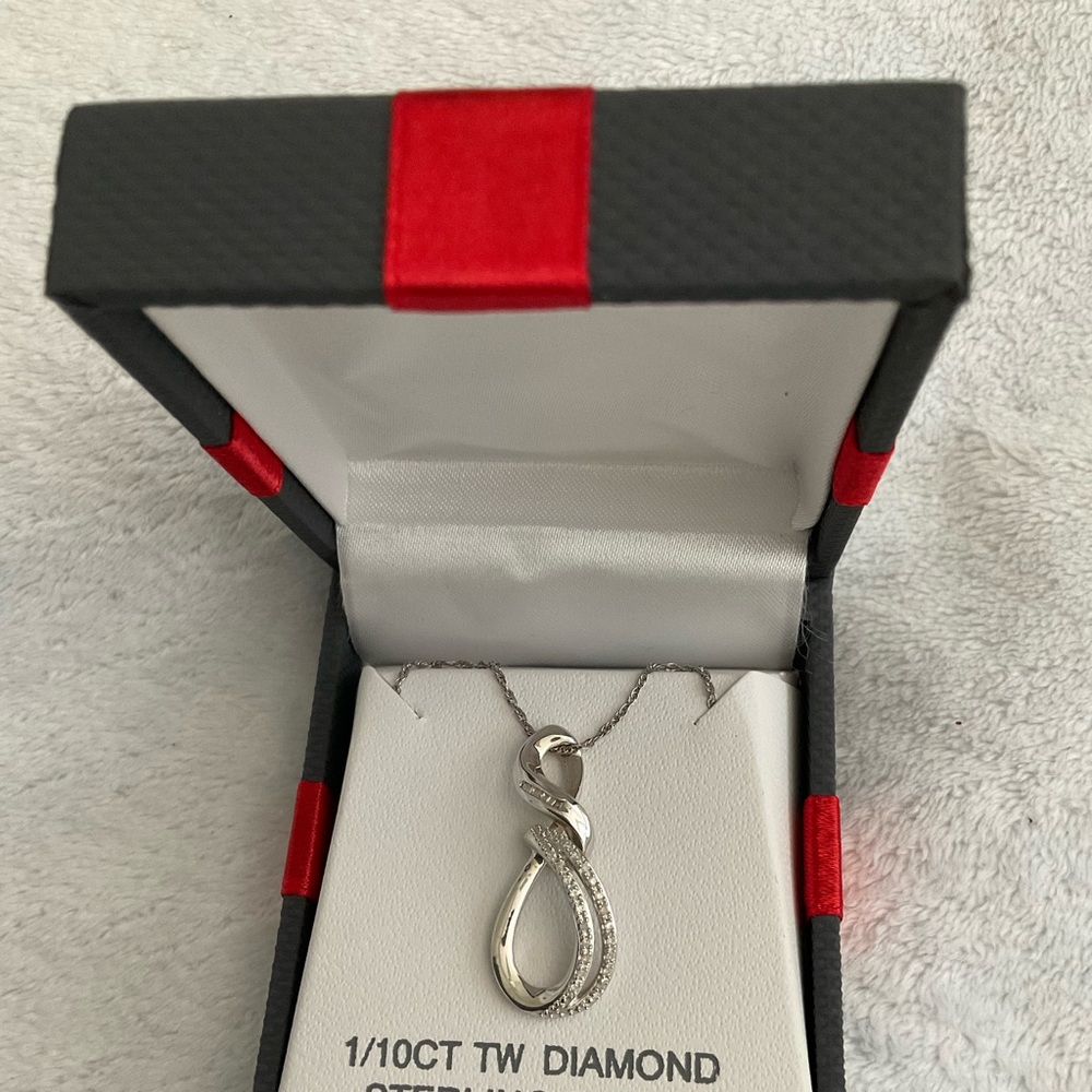NWT 1/10CT TW DIAMOND STERLING SILVER - Picture 1 of 10